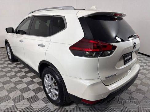 Used 2019 Nissan Rogue SV image 8