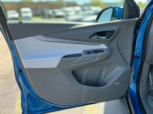 Used 2022 Chevrolet Bolt EUV Premier w/ Sun & Sound Package image 13