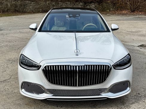 Used 2025 Mercedes-Benz Maybach S 680 4MATIC image 5