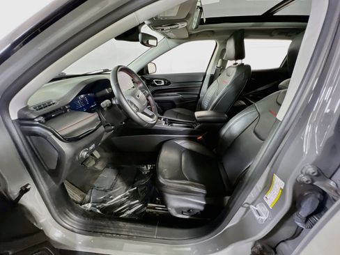 Used 2022 Jeep Compass Trailhawk w/ Trailhawk Elite Group AWD/4WD image 20
