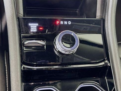 Used 2023 Jeep Grand Cherokee Limited image 25