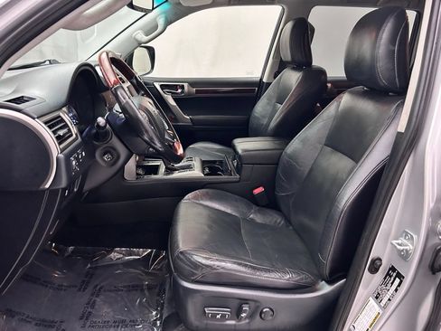 Used 2016 Lexus GX 460 w/ Premium Package AWD/4WD image 13