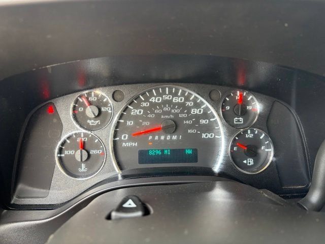 Used 2024 Chevrolet Express 3500 LS RWD image 13