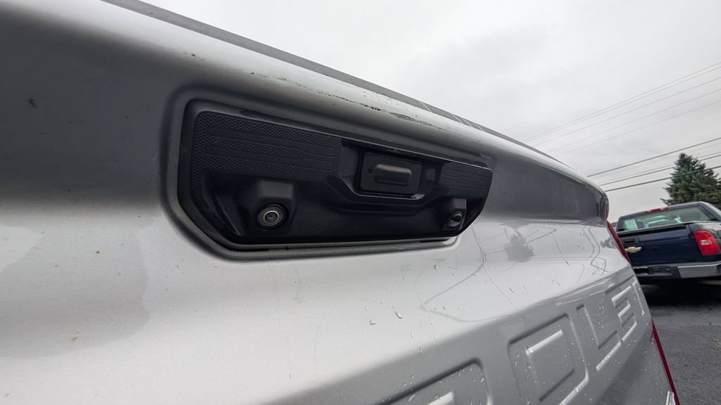 Used 2022 Chevrolet Silverado 1500 RST AWD/4WD image 24