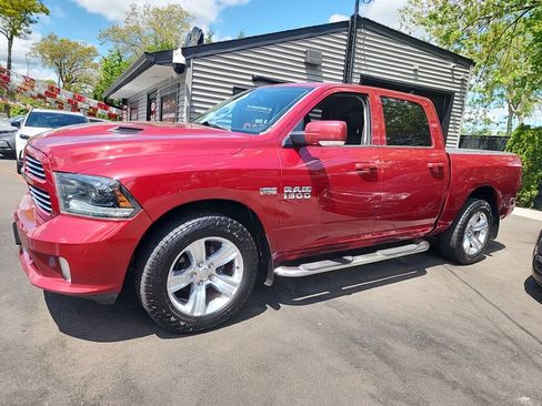 Used 2015 RAM 1500 Sport w/ Convenience Group AWD/4WD image 12