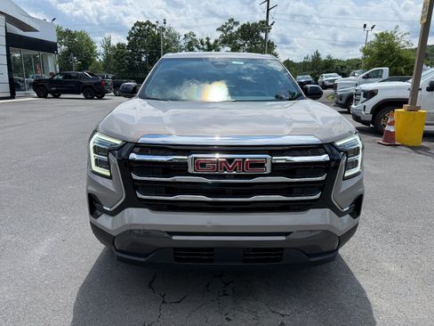 Certified 2025 GMC Terrain Elevation AWD/4WD image 8