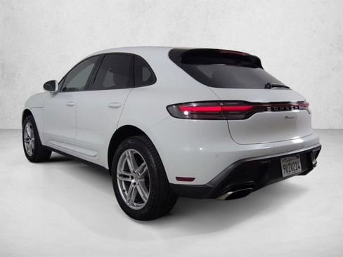 Certified 2025 Porsche Macan Turbo AWD/4WD image 3