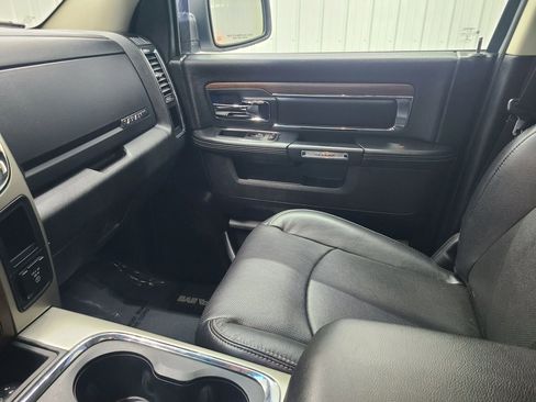 Used 2017 RAM 1500 Laramie w/ Convenience Group image 22