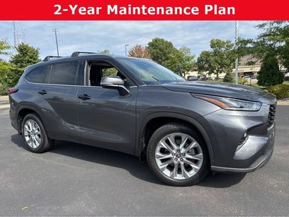 Used 2023 Toyota Highlander Limited