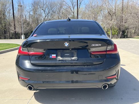 Used 2021 BMW 330i Sedan w/ Convenience Package image 9