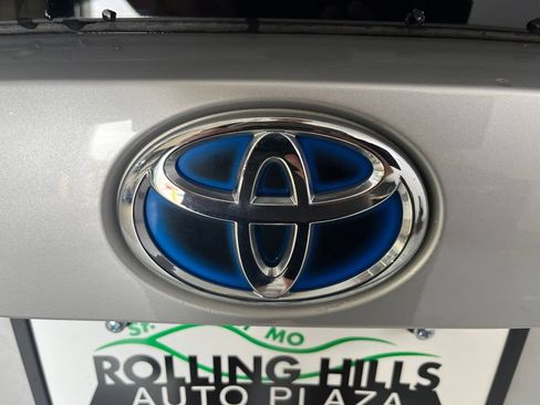 Used 2017 Toyota Prius Two w/ Prius Two Safety Plus Package FWD image 45