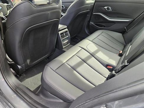 Used 2025 BMW 330i xDrive Sedan image 19