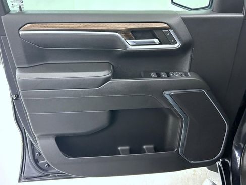 Used 2022 Chevrolet Silverado 1500 LT image 9