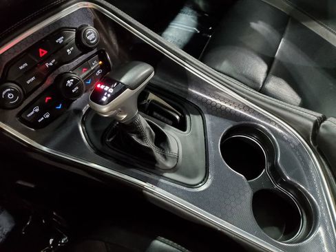 Used 2018 Dodge Challenger SXT Plus RWD image 28