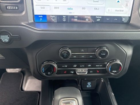 New 2025 Ford Bronco Big Bend image 38