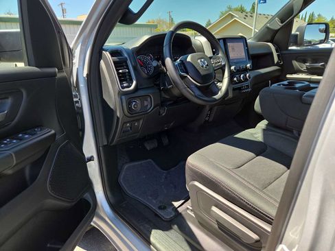 New 2026 RAM 1500 Tradesman AWD/4WD image 10