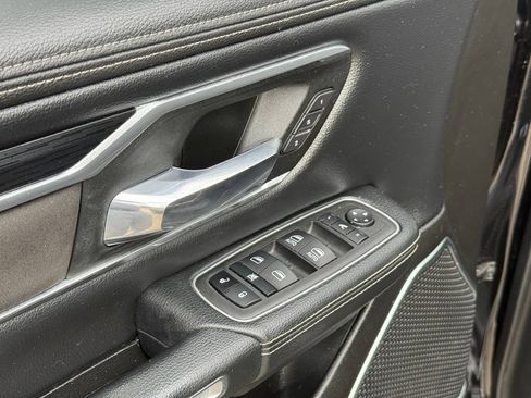 Used 2023 RAM 1500 Laramie AWD/4WD image 14