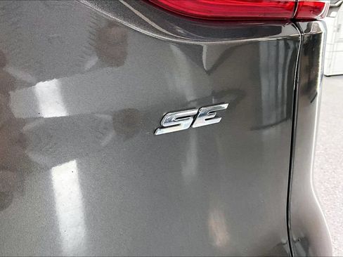 Used 2016 Ford Escape SE FWD image 24