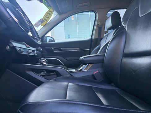 Used 2020 Kia Telluride LX AWD/4WD image 6