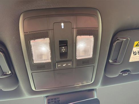 Used 2023 MAZDA CX-9 Carbon Edition image 34