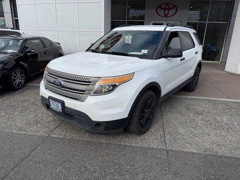 Used 2014 Ford Explorer 4WD image 2