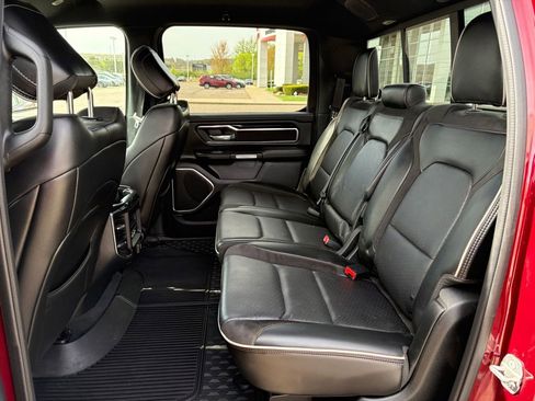 Used 2019 RAM 1500 Laramie w/ Sport Appearance Package AWD/4WD image 12