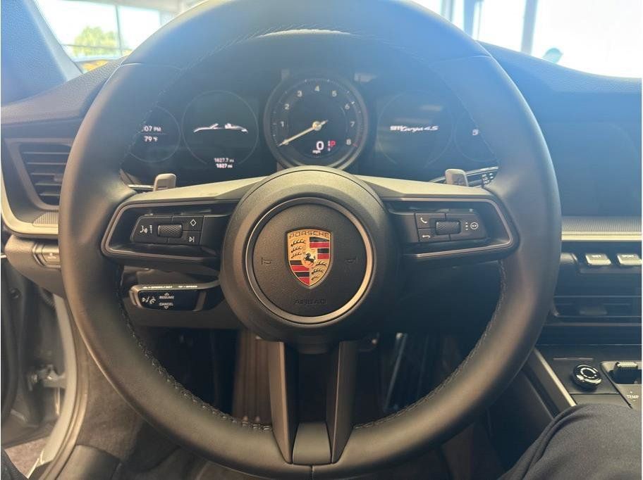 Used 2024 Porsche 911 Targa 4S w/ Premium Package AWD/4WD image 9