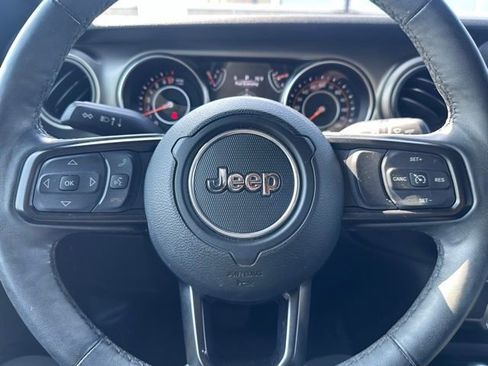 Used 2019 Jeep Wrangler Unlimited Sport S AWD/4WD image 11