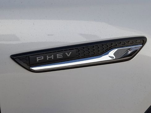 Used 2024 MAZDA CX-90 Plug-In Hybrid w/ Preferred AWD/4WD image 5