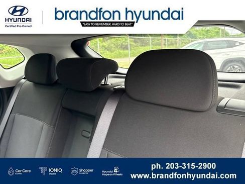 Used 2025 Hyundai Kona SEL AWD/4WD image 24