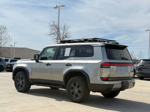 Used 2024 Lexus GX 550 image 8