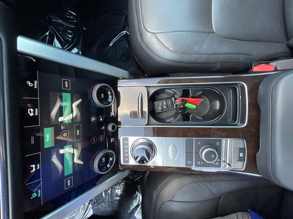 Used 2020 Land Rover Range Rover HSE AWD/4WD image 20