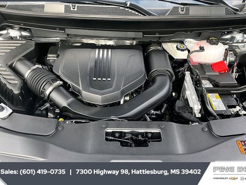 New 2026 Chevrolet Traverse LT w/ Driver Confidence Package FWD image 8