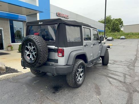 Used 2017 Jeep Wrangler Unlimited Sport w/ Quick Order Package 24S AWD/4WD image 7