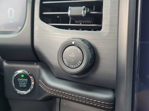 Used 2023 Ford Expedition Max Platinum AWD/4WD image 26