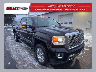 Used 2016 GMC Sierra 2500 Denali w/ Duramax Plus Package