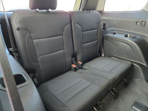 Used 2023 GMC Acadia SLE w/ Driver Convenience Package image 26