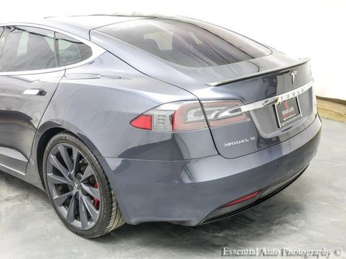 Used 2018 Tesla Model S P100D image 9
