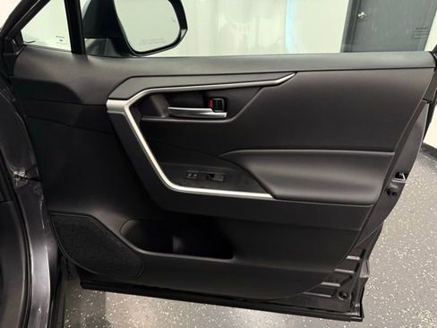 Certified 2025 Toyota RAV4 SE w/ Convenience Package image 7