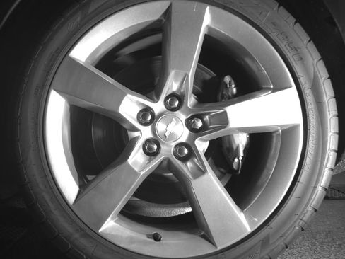 Used 2010 Chevrolet Camaro SS RWD image 14