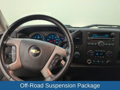 Used 2011 Chevrolet Silverado 1500 LT w/ All-Star Edition AWD/4WD image 19