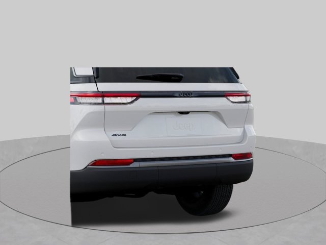 New 2027 Jeep Grand Cherokee Altitude AWD/4WD image 13