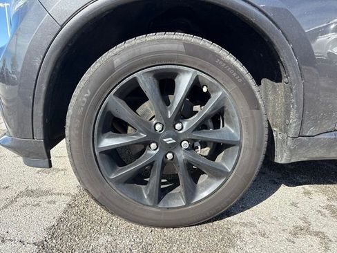 Used 2019 Dodge Durango SXT AWD/4WD image 9
