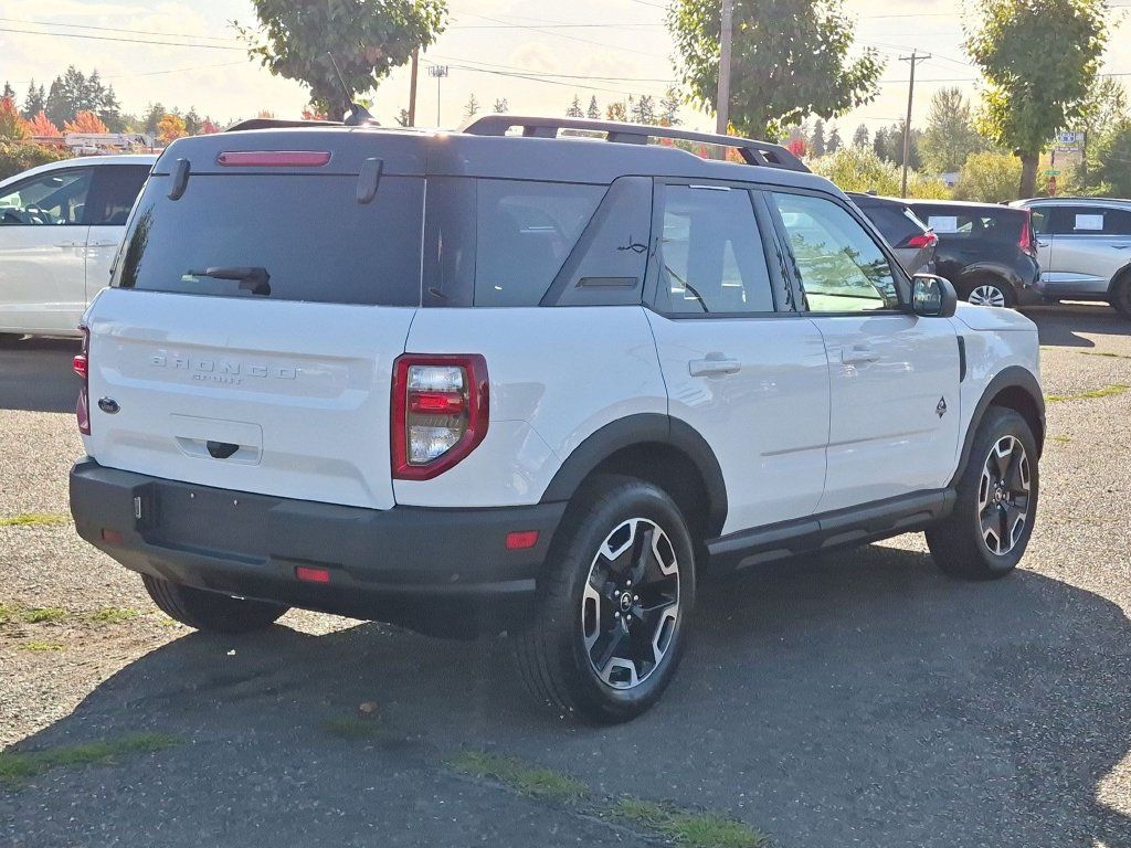 Used 2022 Ford Bronco Sport Outer Banks AWD/4WD image 6
