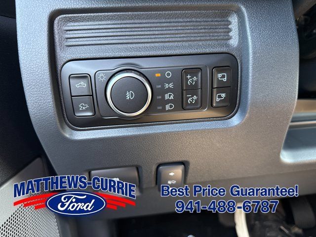 New 2026 Ford F250 Lariat w/ Chrome Package AWD/4WD image 28