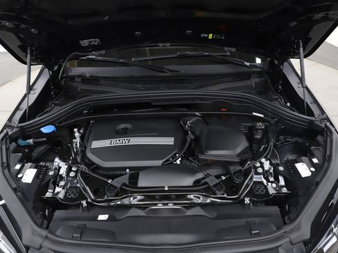 Used 2025 BMW X2 xDrive28i image 32