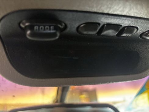 Used 2003 Chevrolet Monte Carlo SS image 21