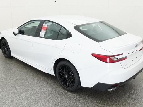 Used 2026 Toyota Camry SE FWD image 50