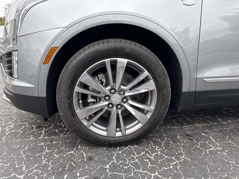 New 2026 Cadillac XT5 Premium Luxury image 10