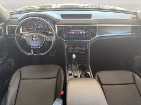 Used 2018 Volkswagen Atlas SEL AWD/4WD image 14